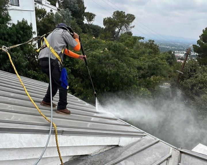 Roof pressure washing